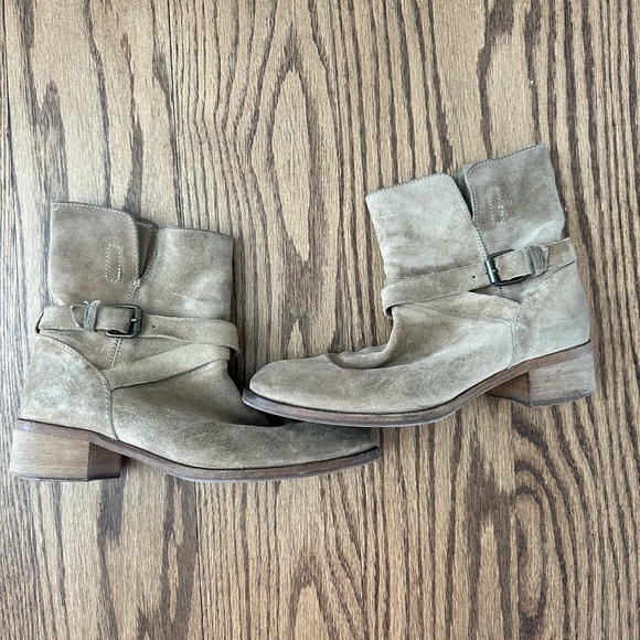 J. Crew tan leather booties size 7.5 - Picture 8 of 16